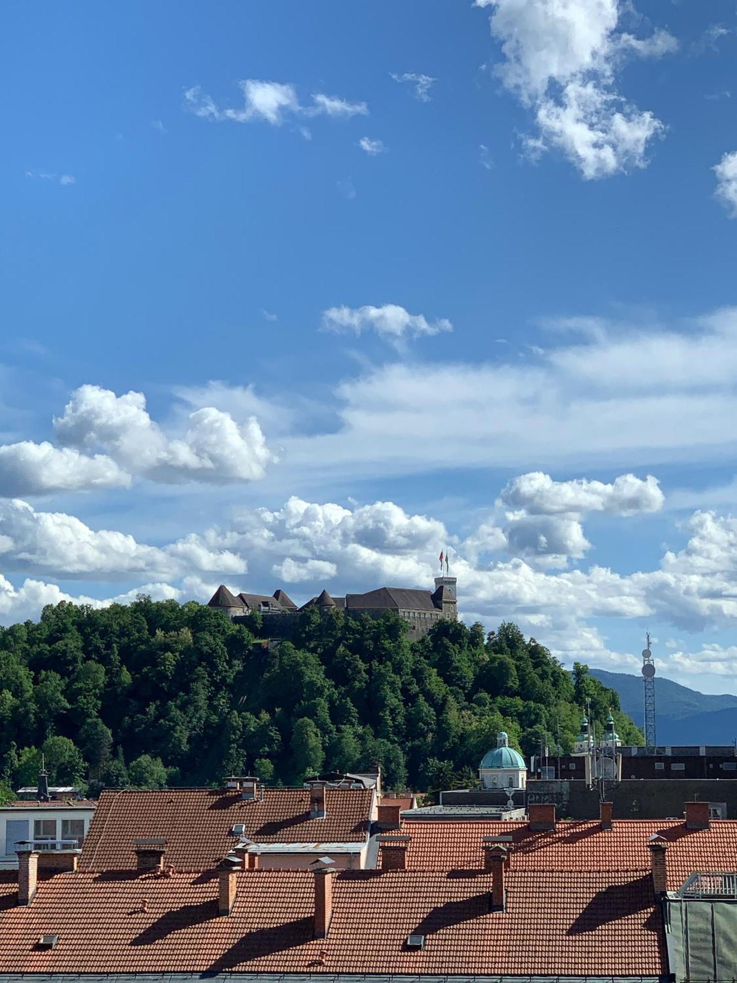 Luxe Penthouse With A Castle View Ljubljana Extérieur photo